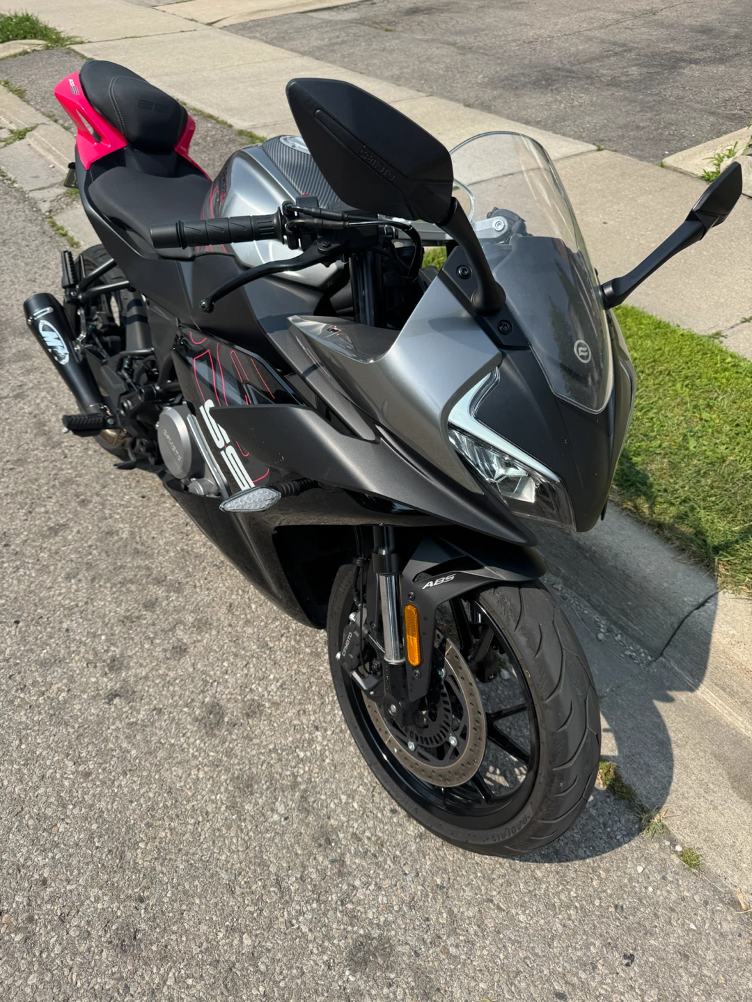 2024 CFMOTO 300SS