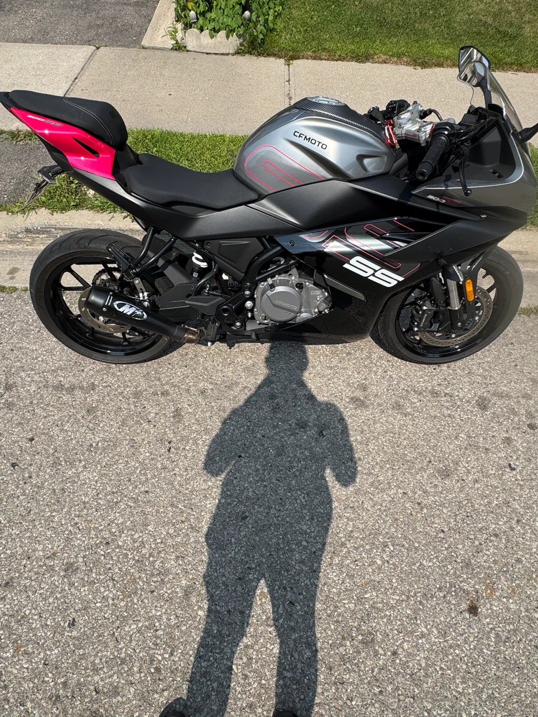 2024 CFMOTO 300SS - photo 3