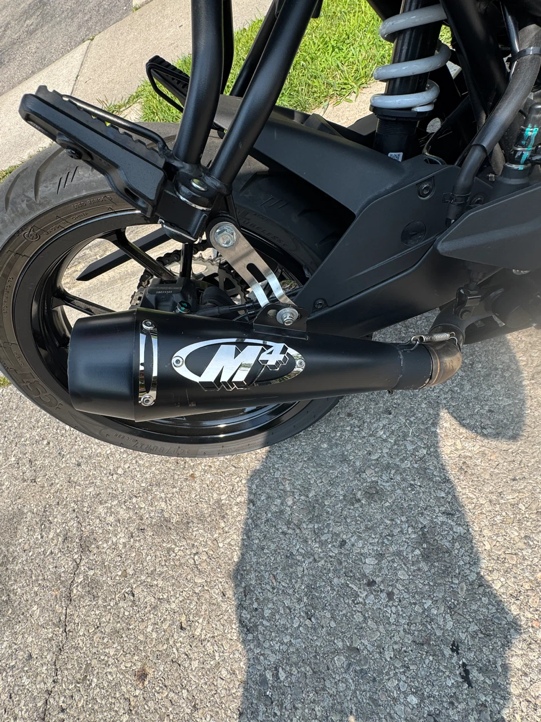 2024 CFMOTO 300SS - photo 4