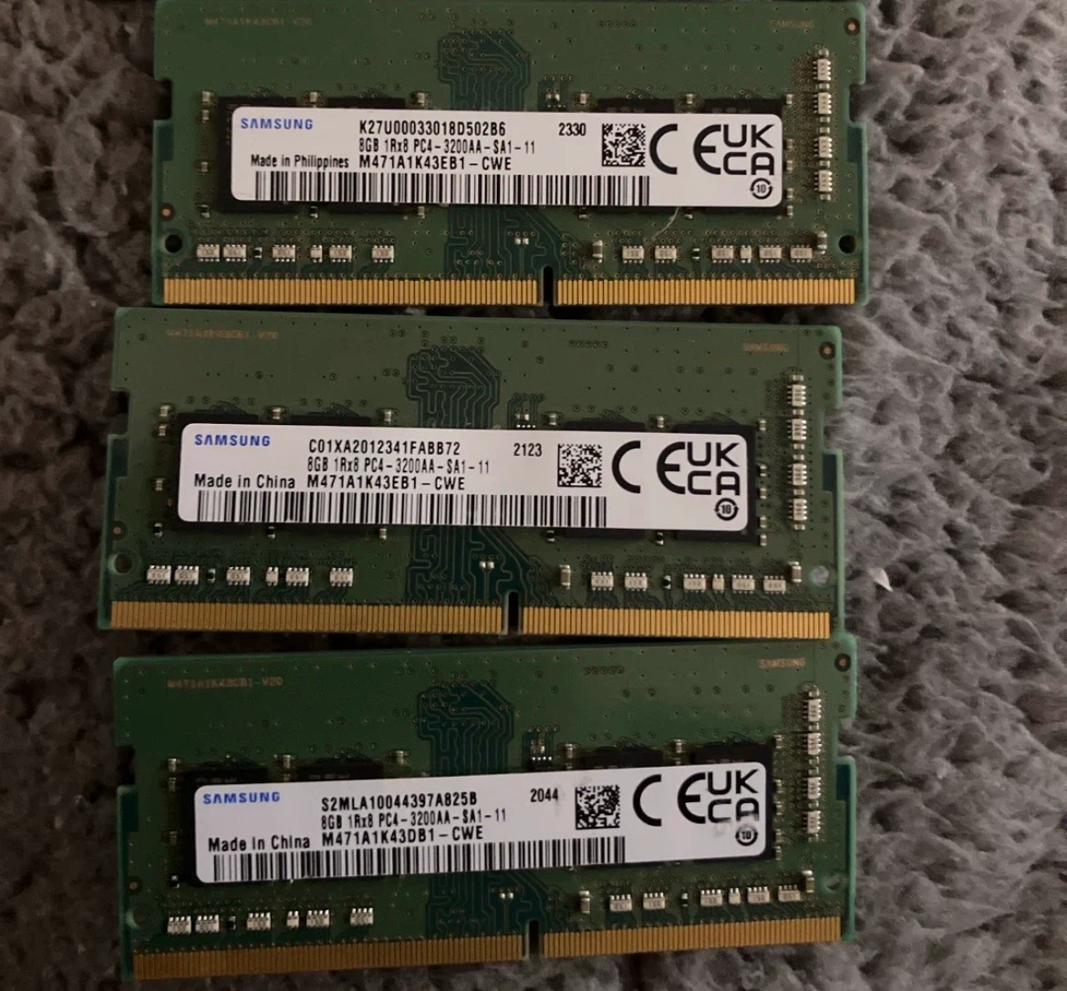3x Samsung 8GB PC4-3200AA DDR4 RAM Sticks