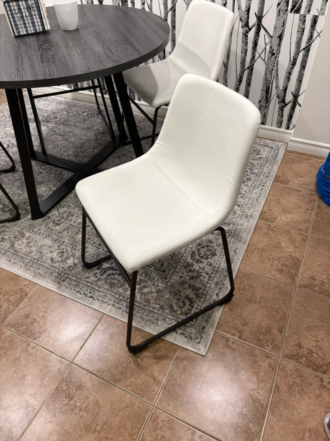 Round Dining Table with 4 White Chairs