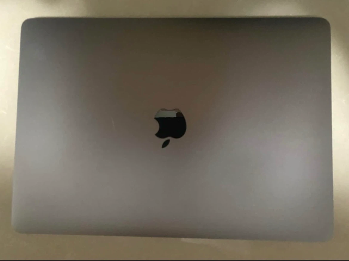 Apple MacBook Pro 13-inch, 2017