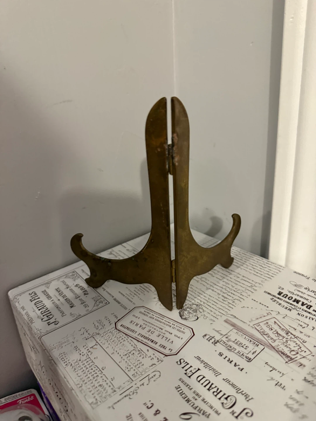 Vintage Brass Easel Display Stand - photo 4