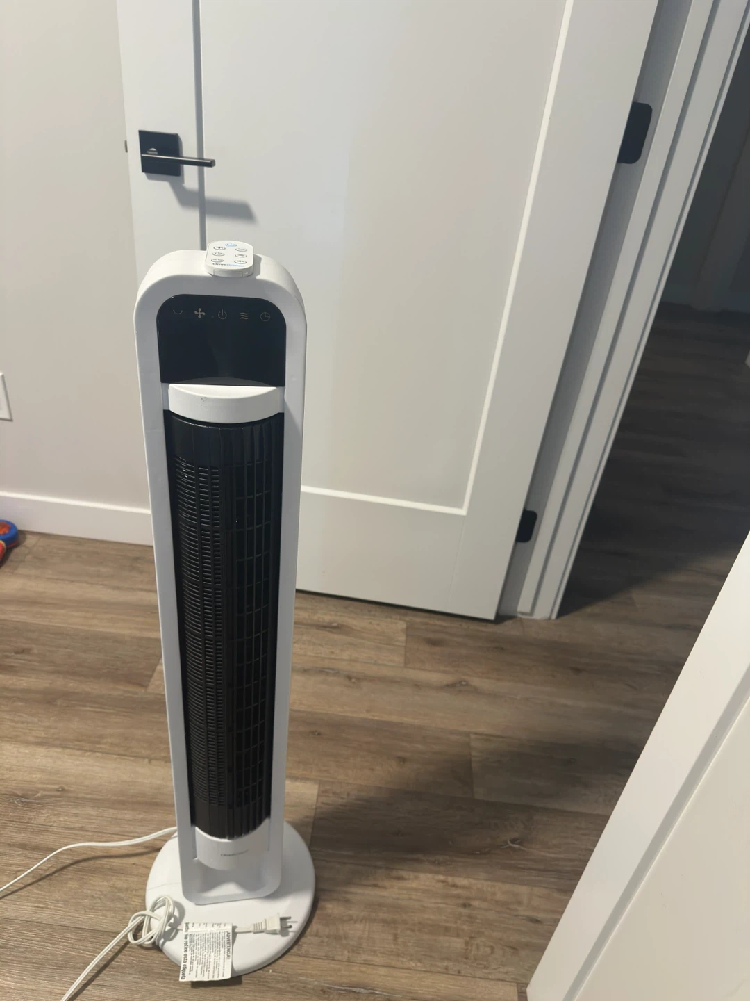 Barely used Omnibreeze white fan