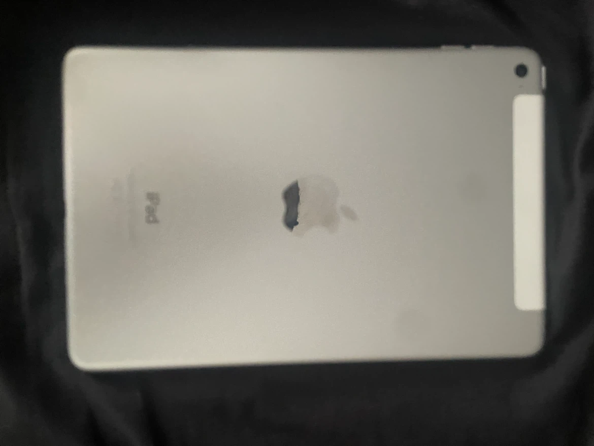 Apple iPad Mini 4 - photo 2
