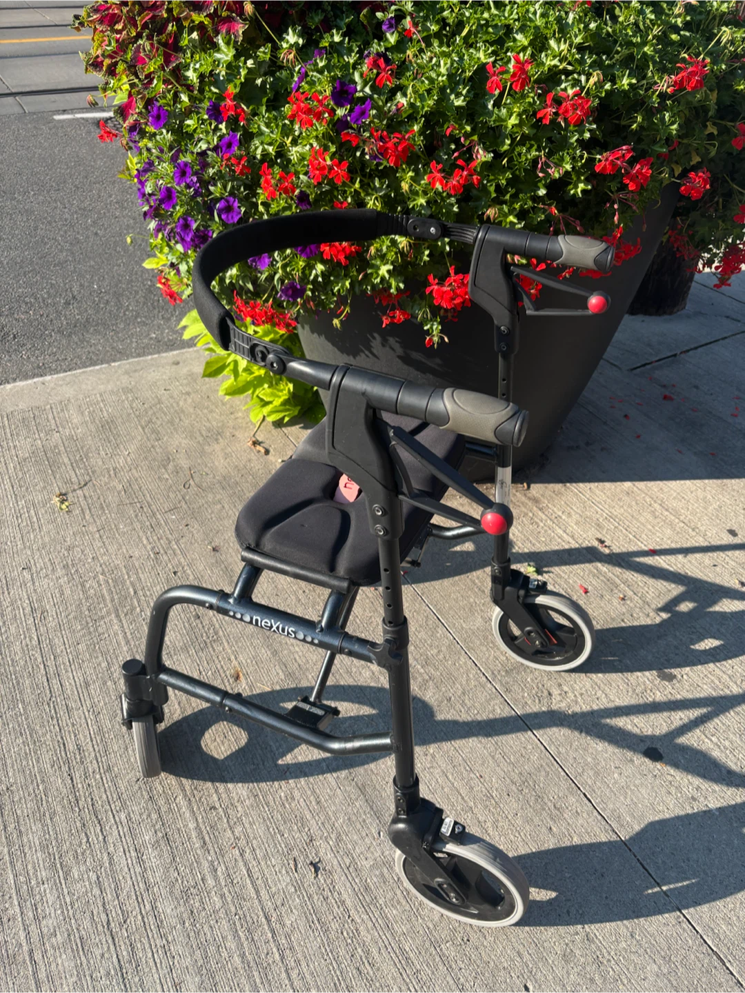 Nexus 3-Wheel Rollator Walker
