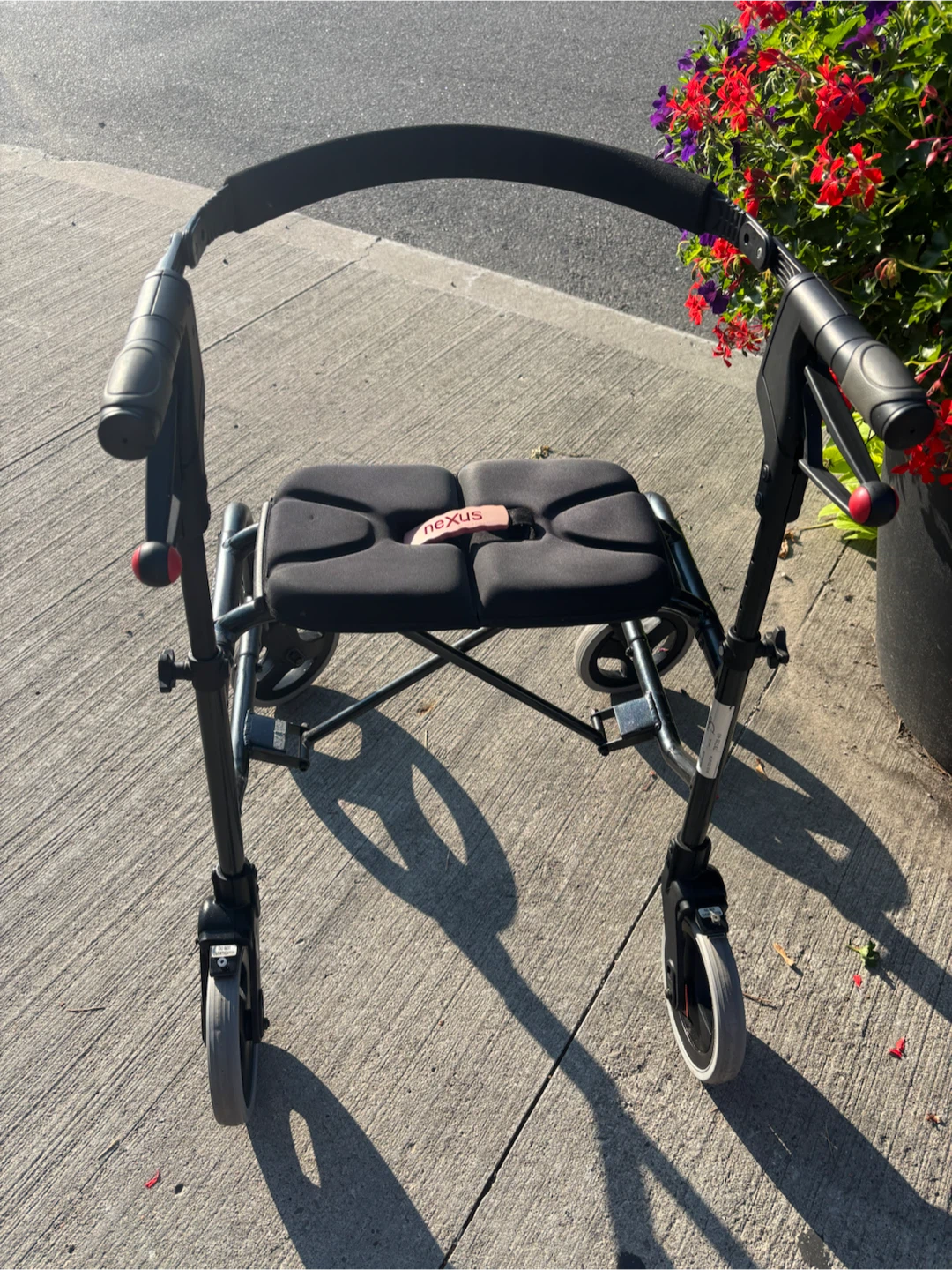 Nexus 3-Wheel Rollator Walker - photo 2