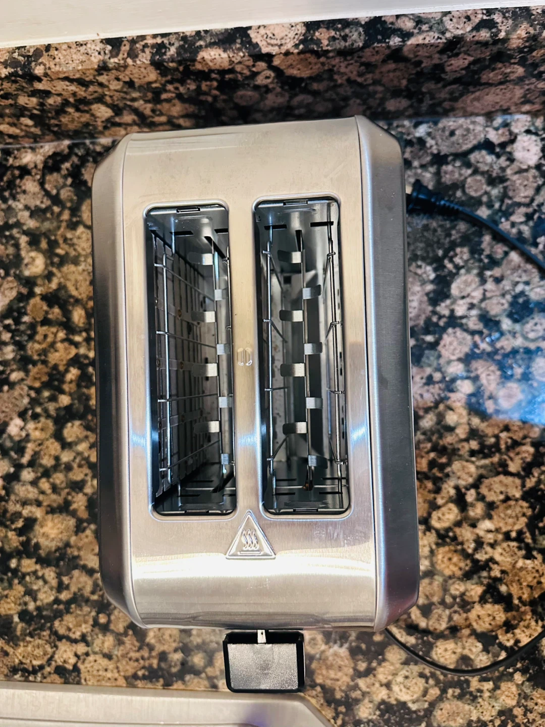 2-Slice Toaster - photo 2