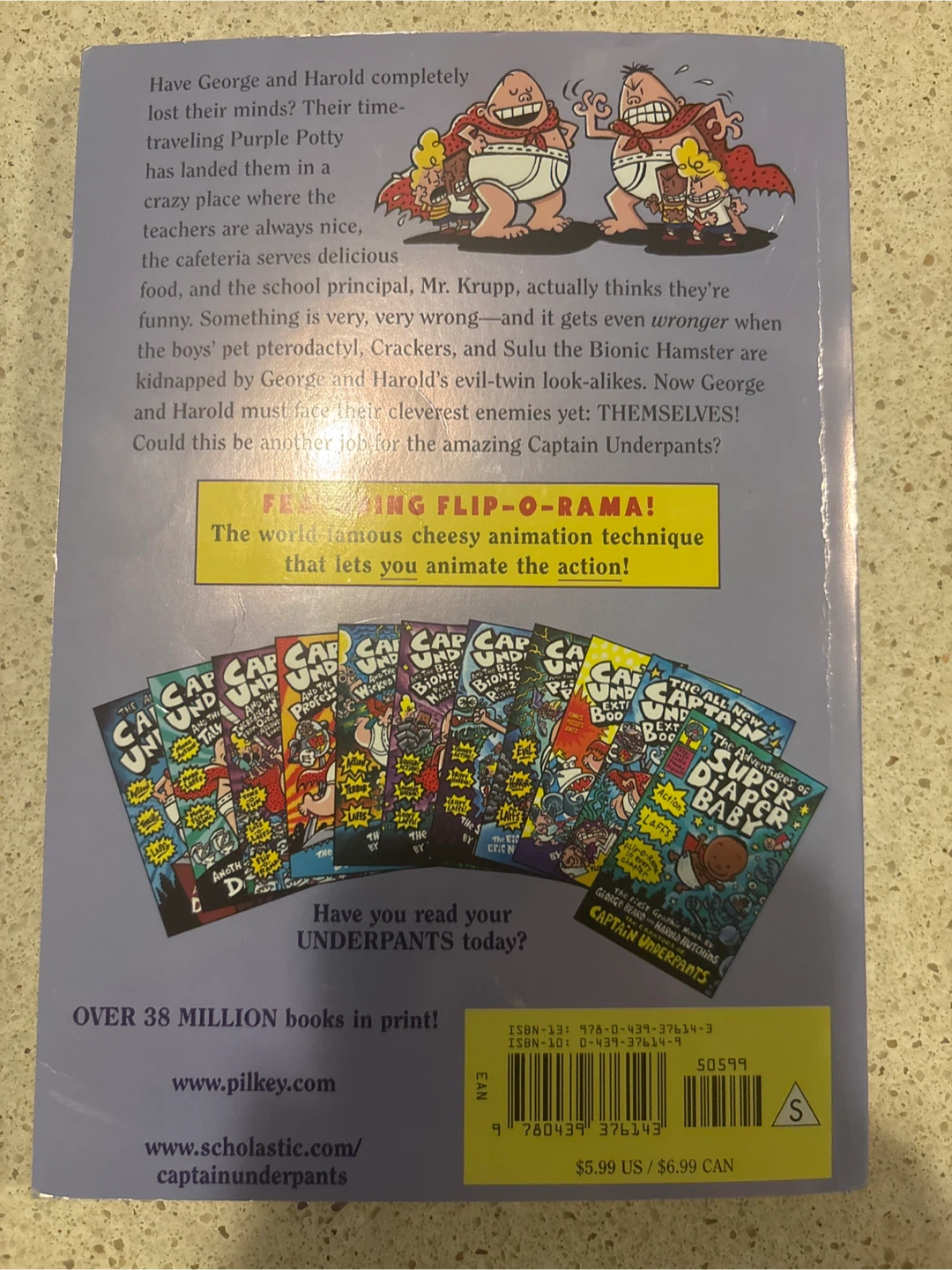 Captain Underpants (Book 8) - photo 2