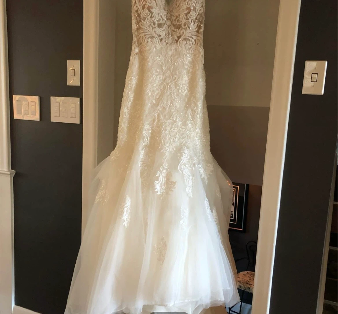 Wedding dress , small size - photo 2