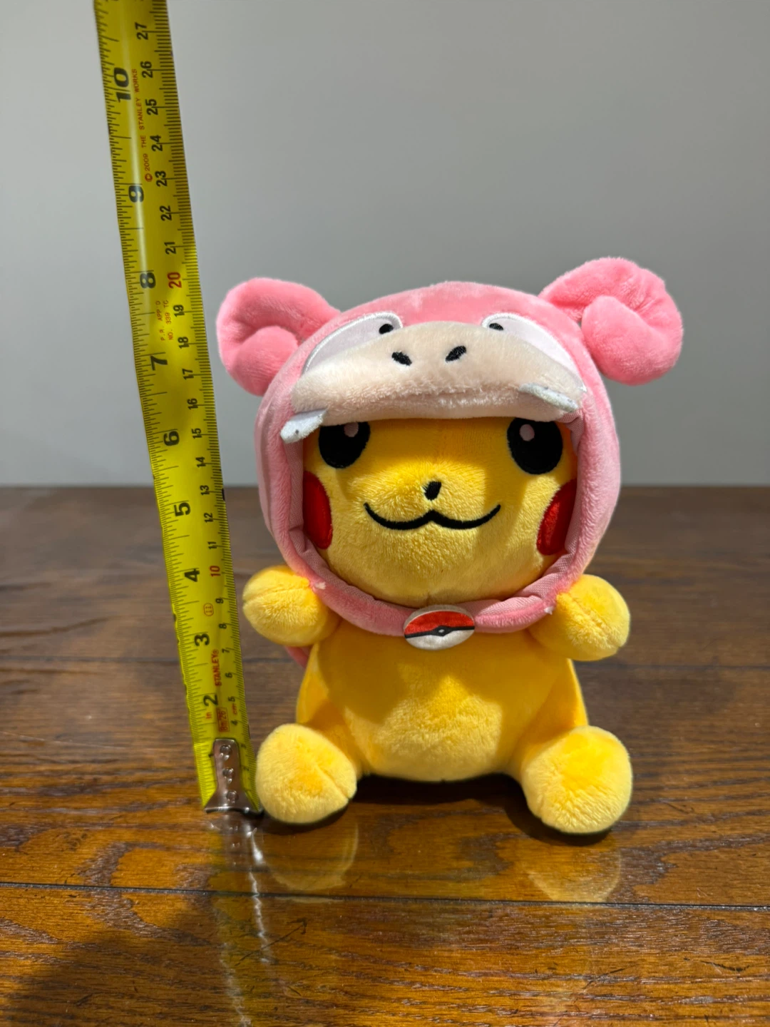 Pikachu Slowpoke Plush - Pokémon