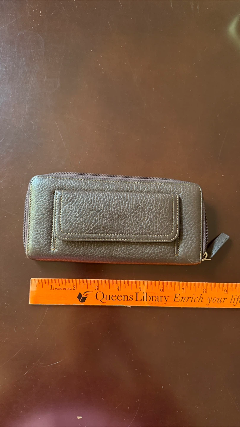 Devereaux Brown Leather Zip Around Wallet - photo 4