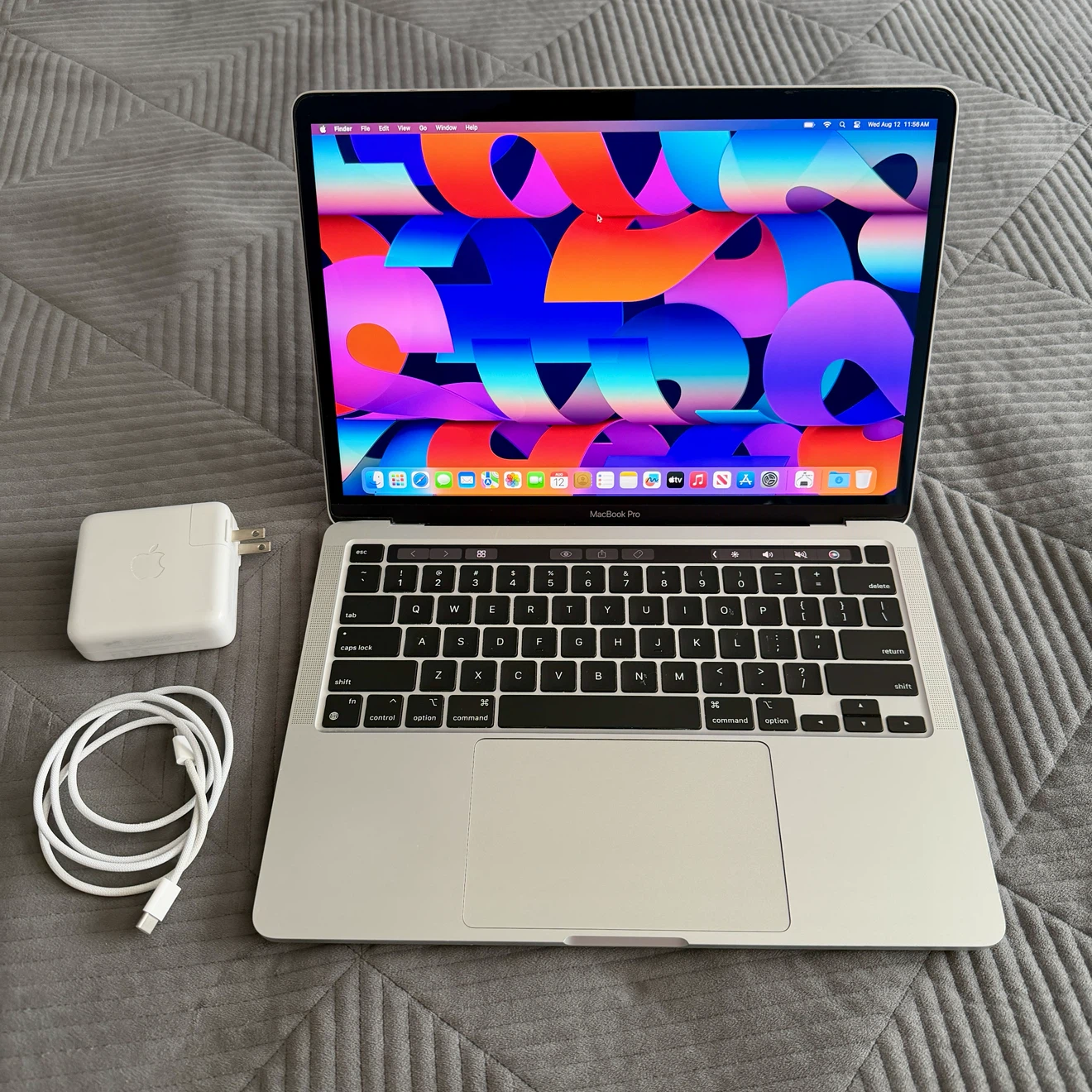 M1 / Macbook Pro 2020 / 512GB Storage / 8GB RAM