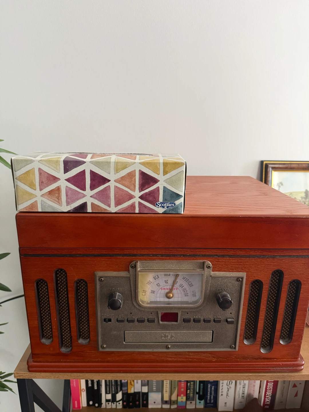 Crosley CR704C-PA Record Player - photo 3