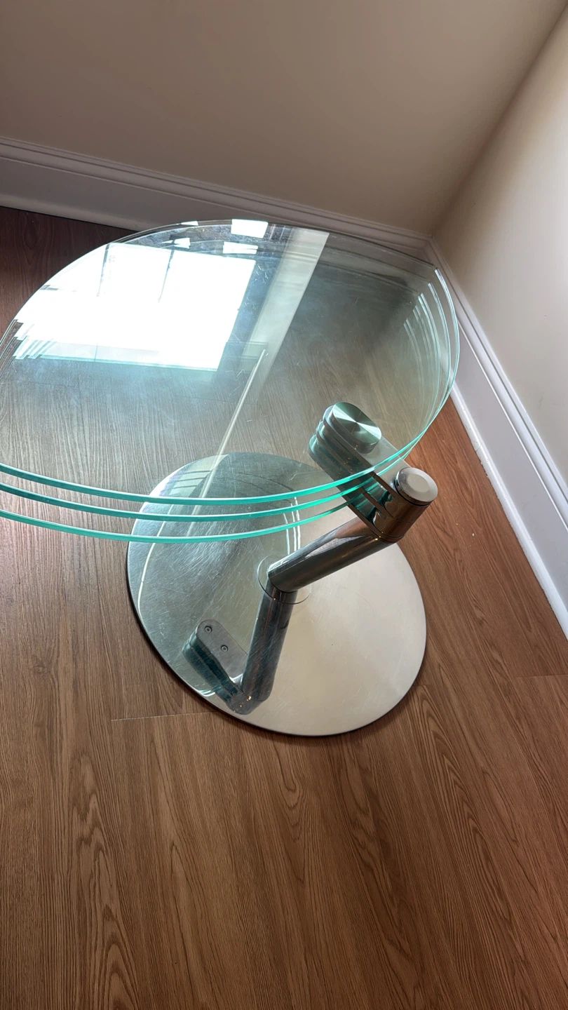 Beautiful glass coffee table for sale!! - photo 2