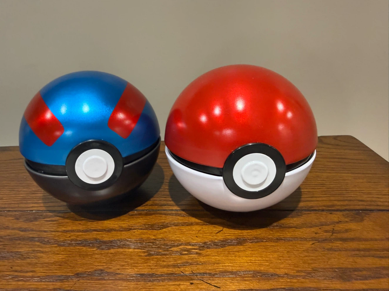 Pokémon Poké Ball Collection - photo 3