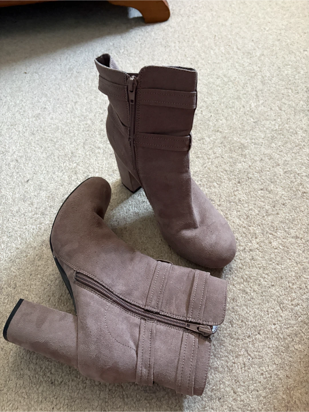 Women's Heeled Ankle Boots - photo 4