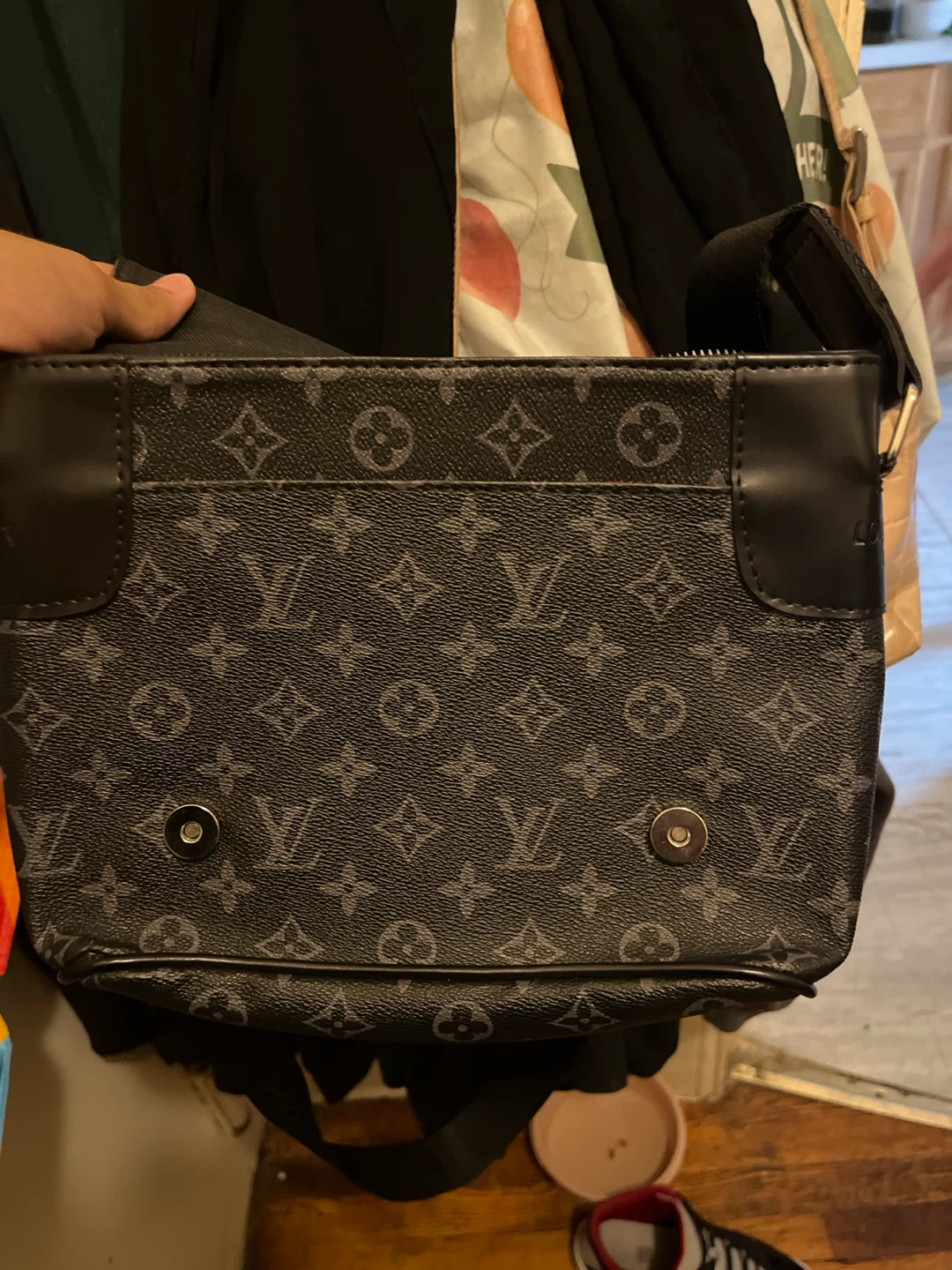 LV messenger bag - photo 3
