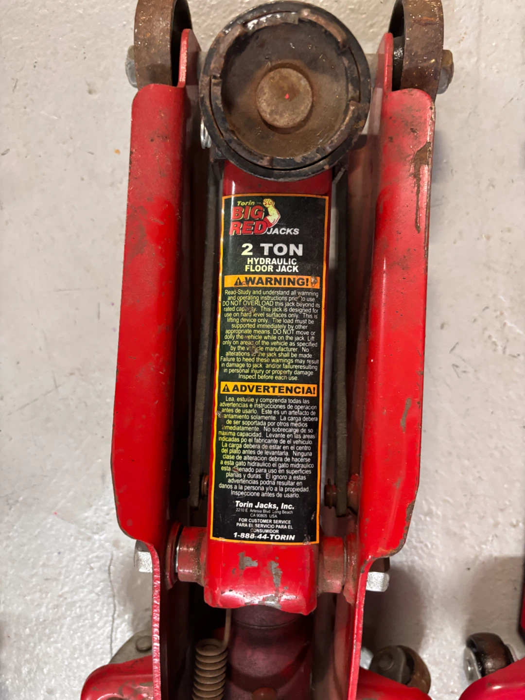 Big Red 2 Ton Hydraulic Floor Jack each $25 - photo 3