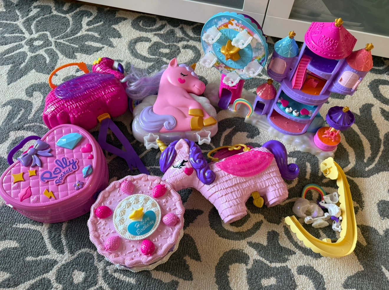 Polly Pocket  bundle of toys