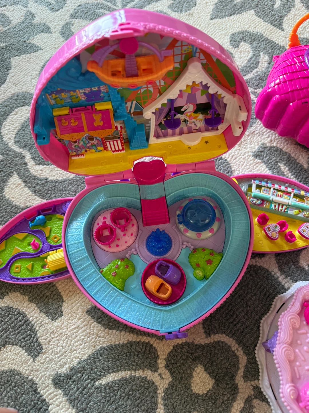 Polly Pocket  bundle of toys - photo 3
