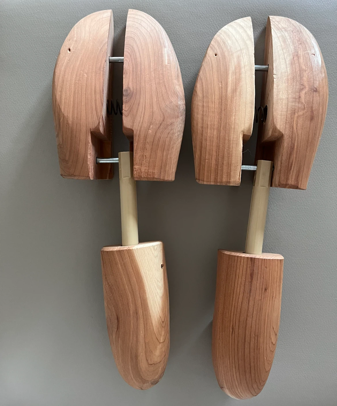 Cedar Shoe Trees - Pair - photo 2