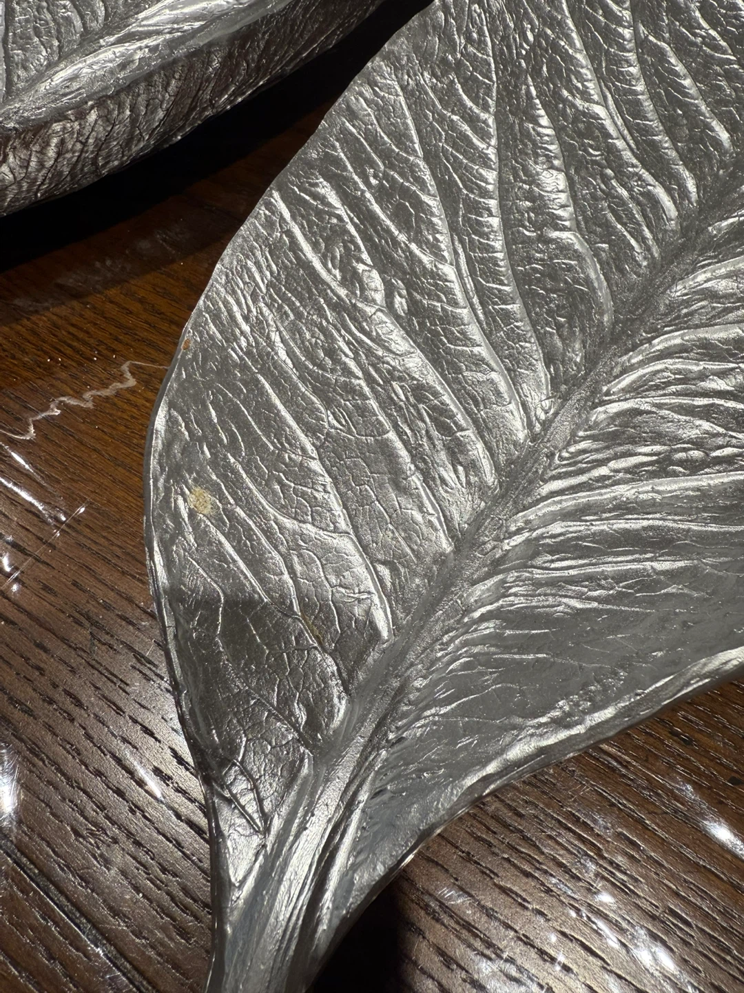 Silver Decorative Leaf Platters - Set of 2 - photo 2