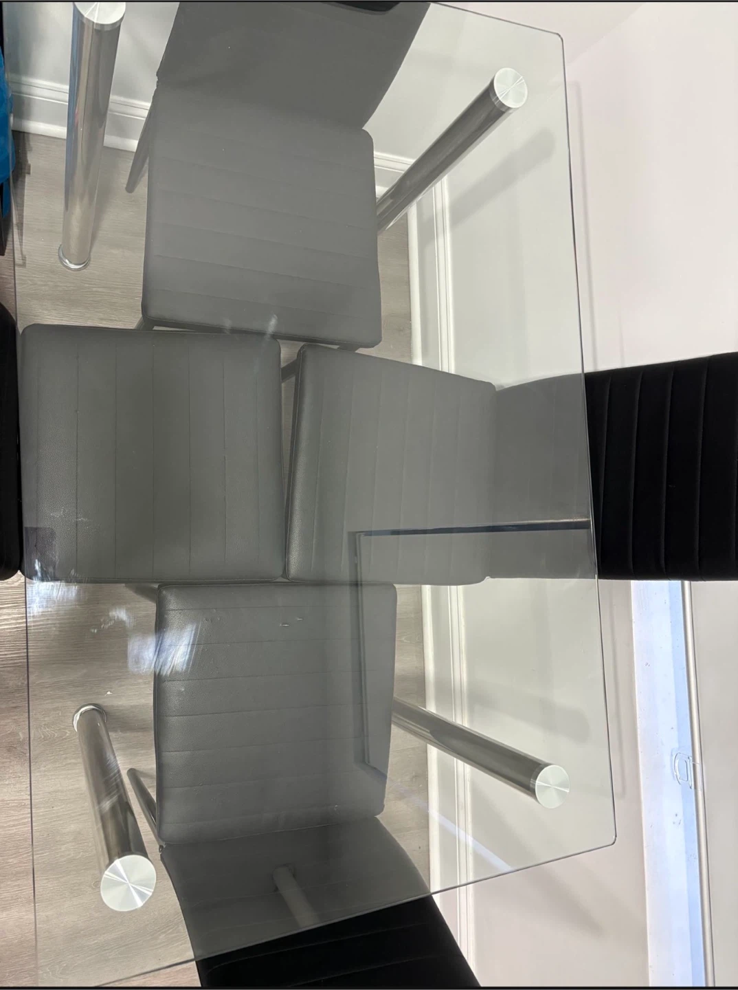 Gorgeous Glass Top Dining Table with 4 Black Chairs for sale!! - photo 2
