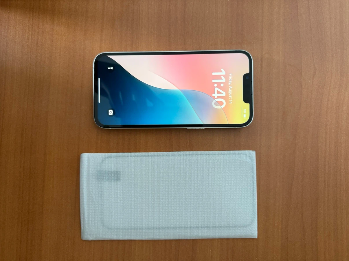 Apple iPhone 13 - Unlocked