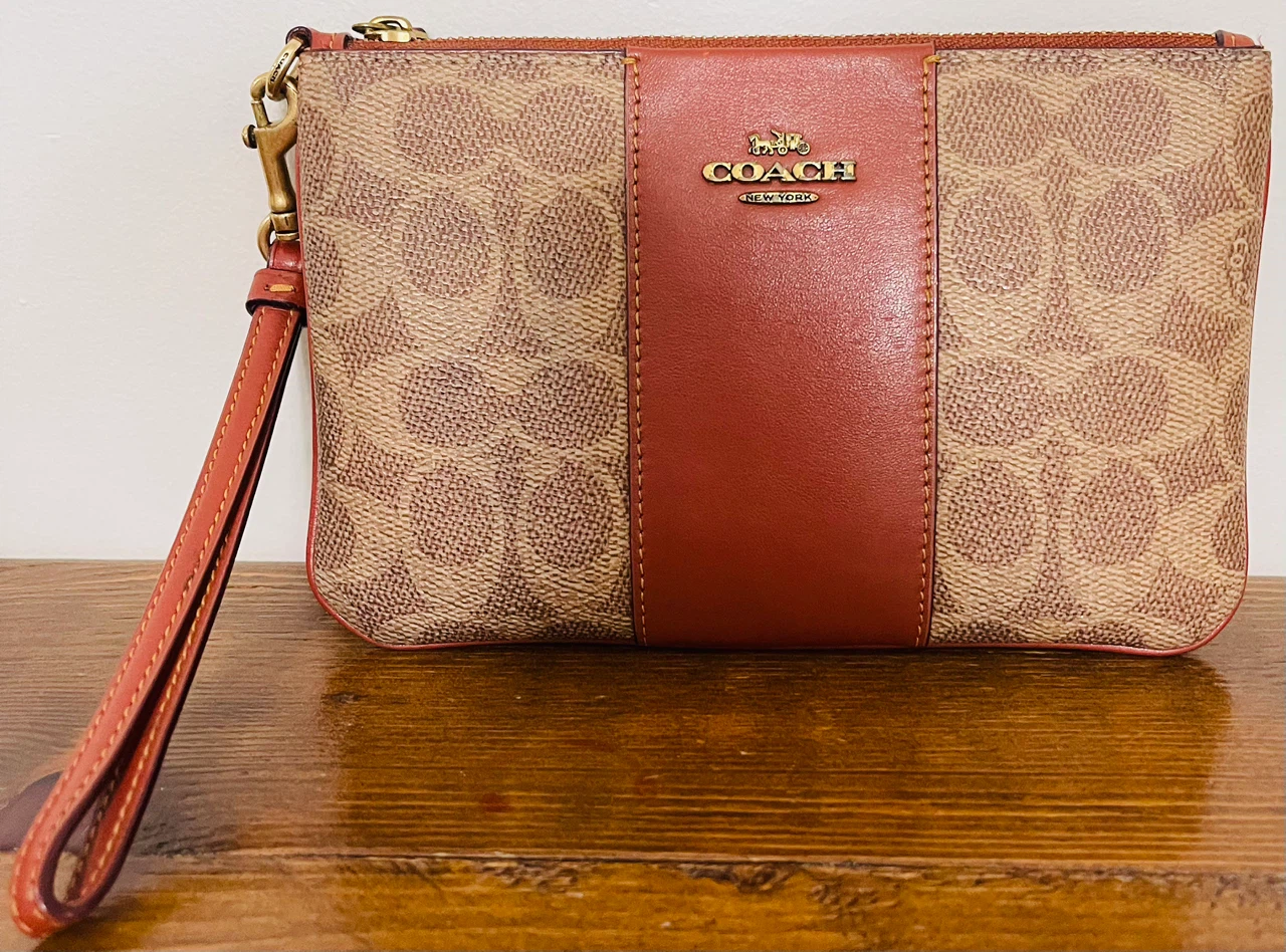 Bags and Wallets - photo 3