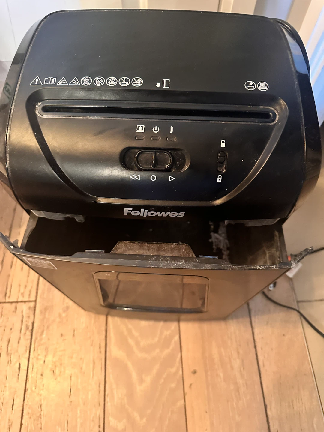 Fellowes Shredder - photo 3