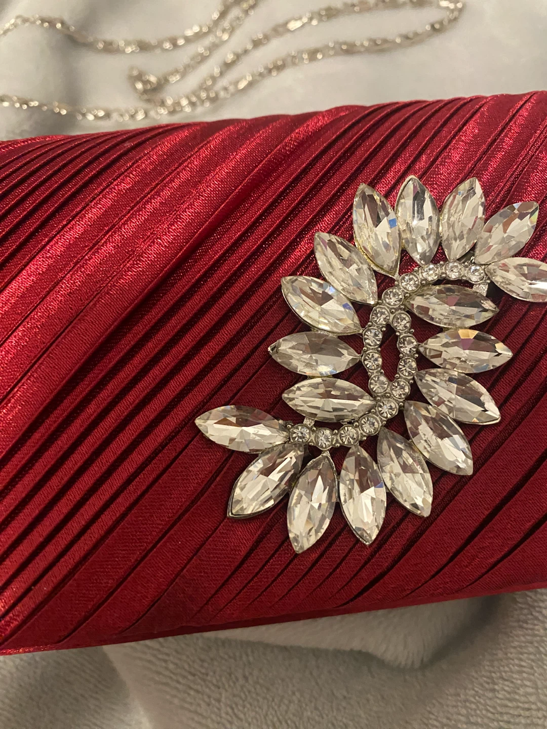 New ( Unused) Red Clutch Evening Bag with Rhinestone - photo 2