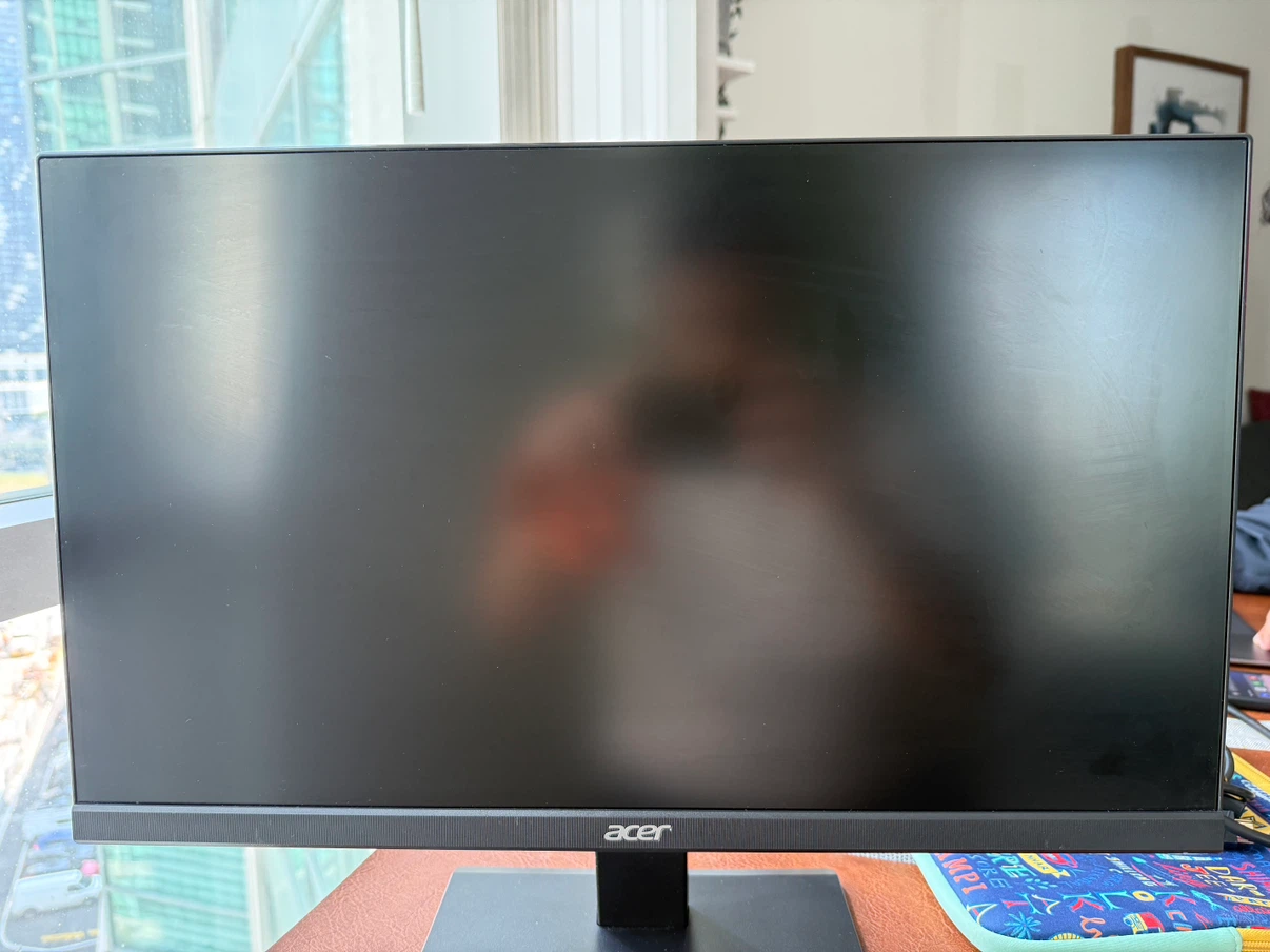 Monitor/ Desktop