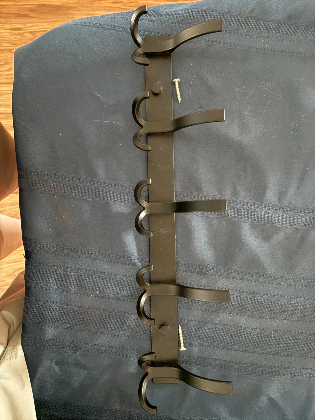 Black Metal Wall Mounted Hook Rack