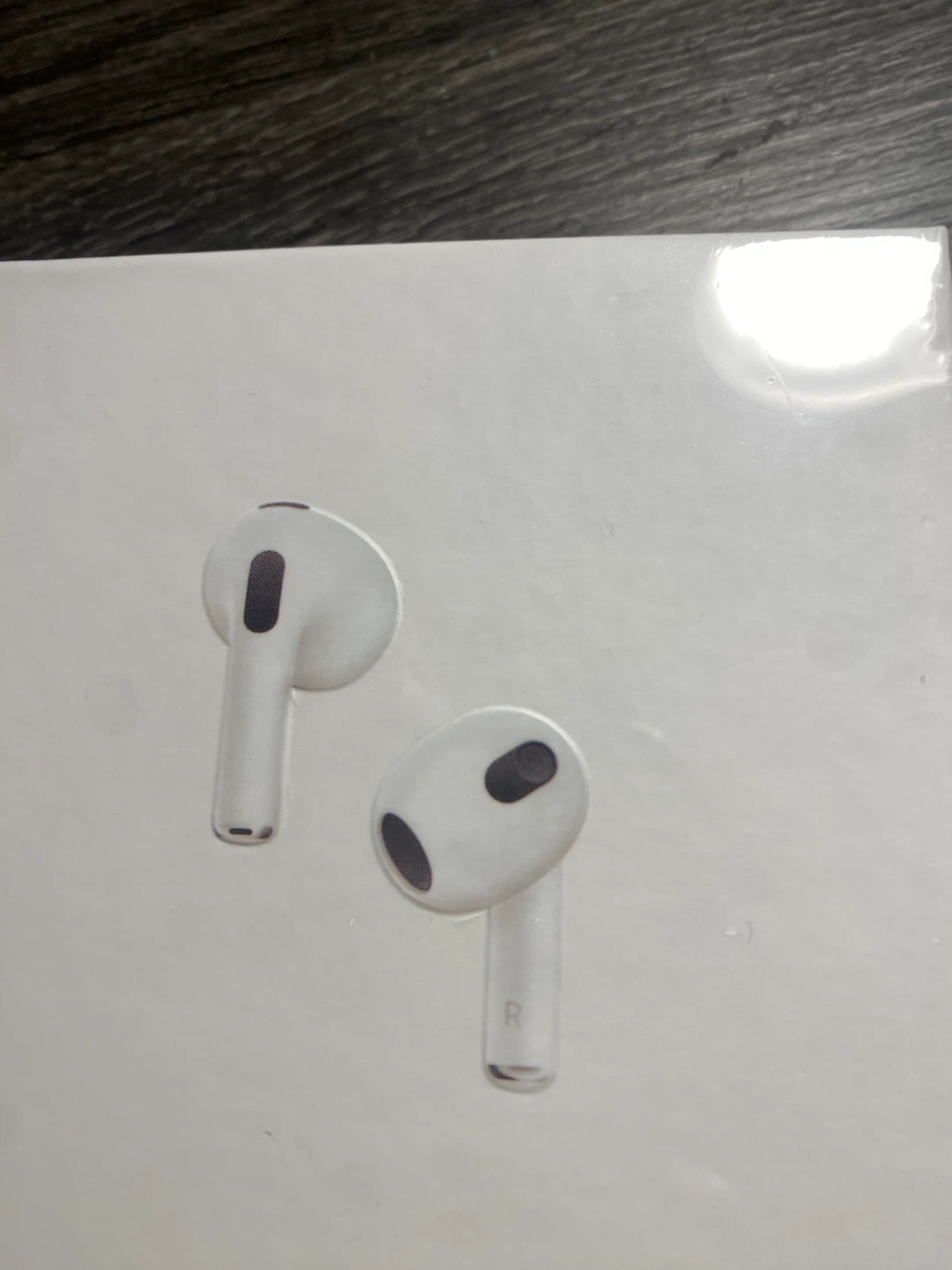 Apple AirPods (3rd gen) with MagSafe Charging Case - photo 4