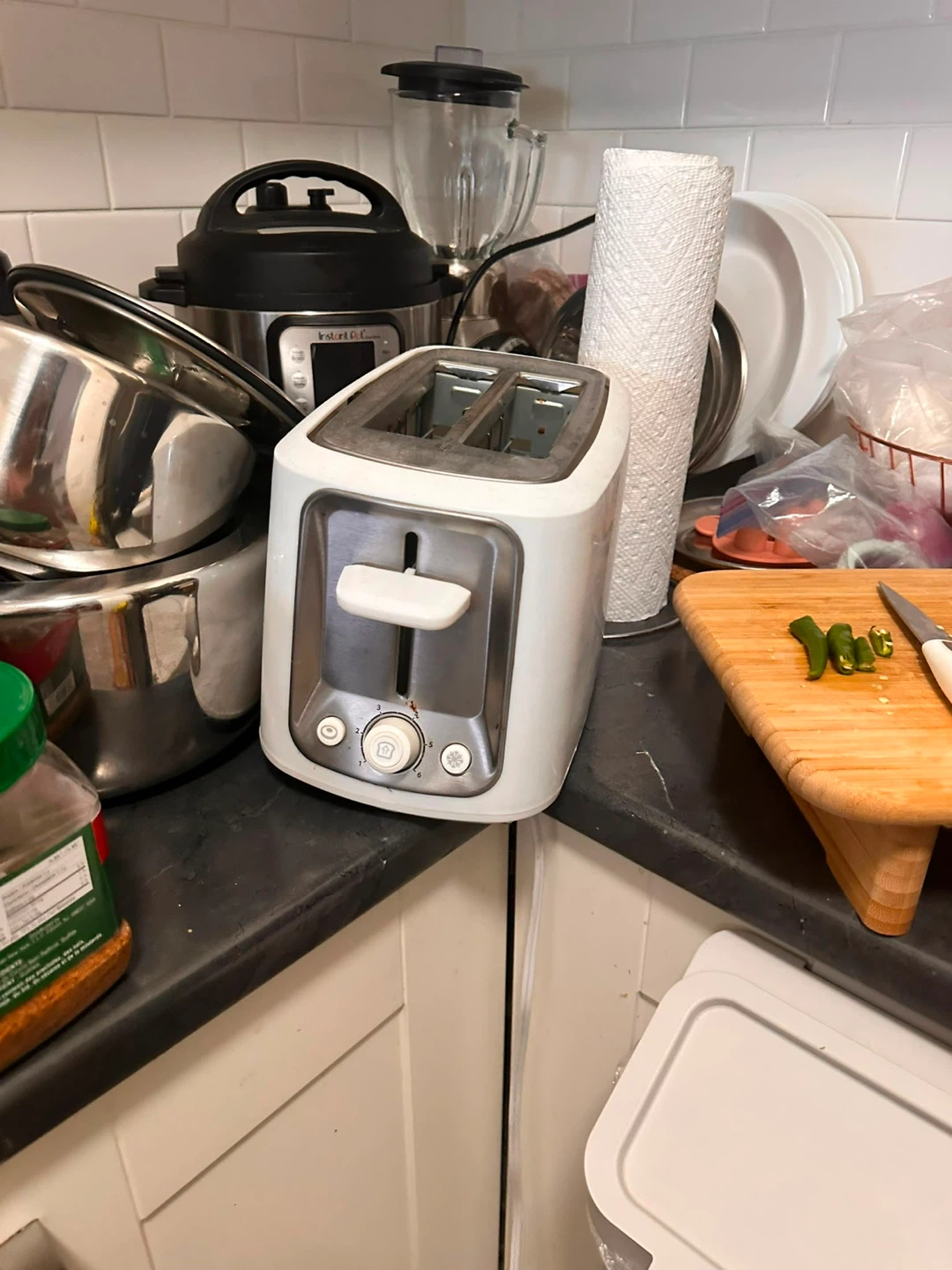 White 2-Slice Toaster - photo 2