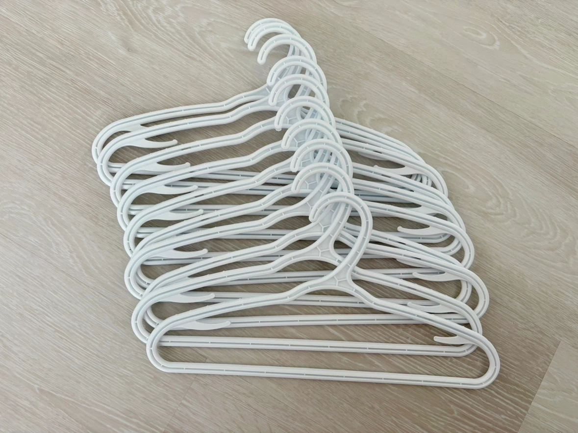 WALMART Neatfreak! Kids White Children's Hangers (10 Pack)