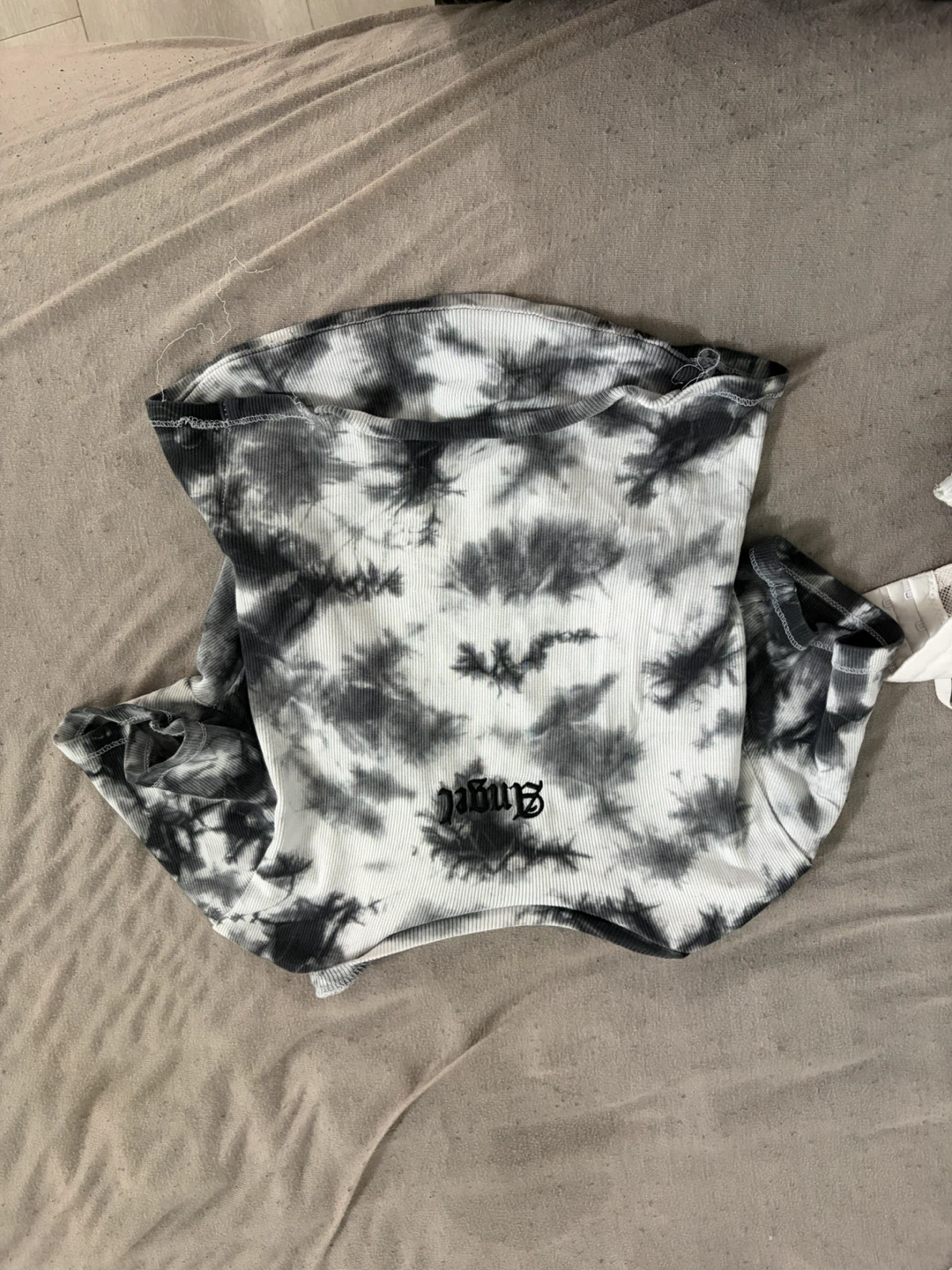 Ribbed Tie-Dye Tank Top "Angel" Graphic