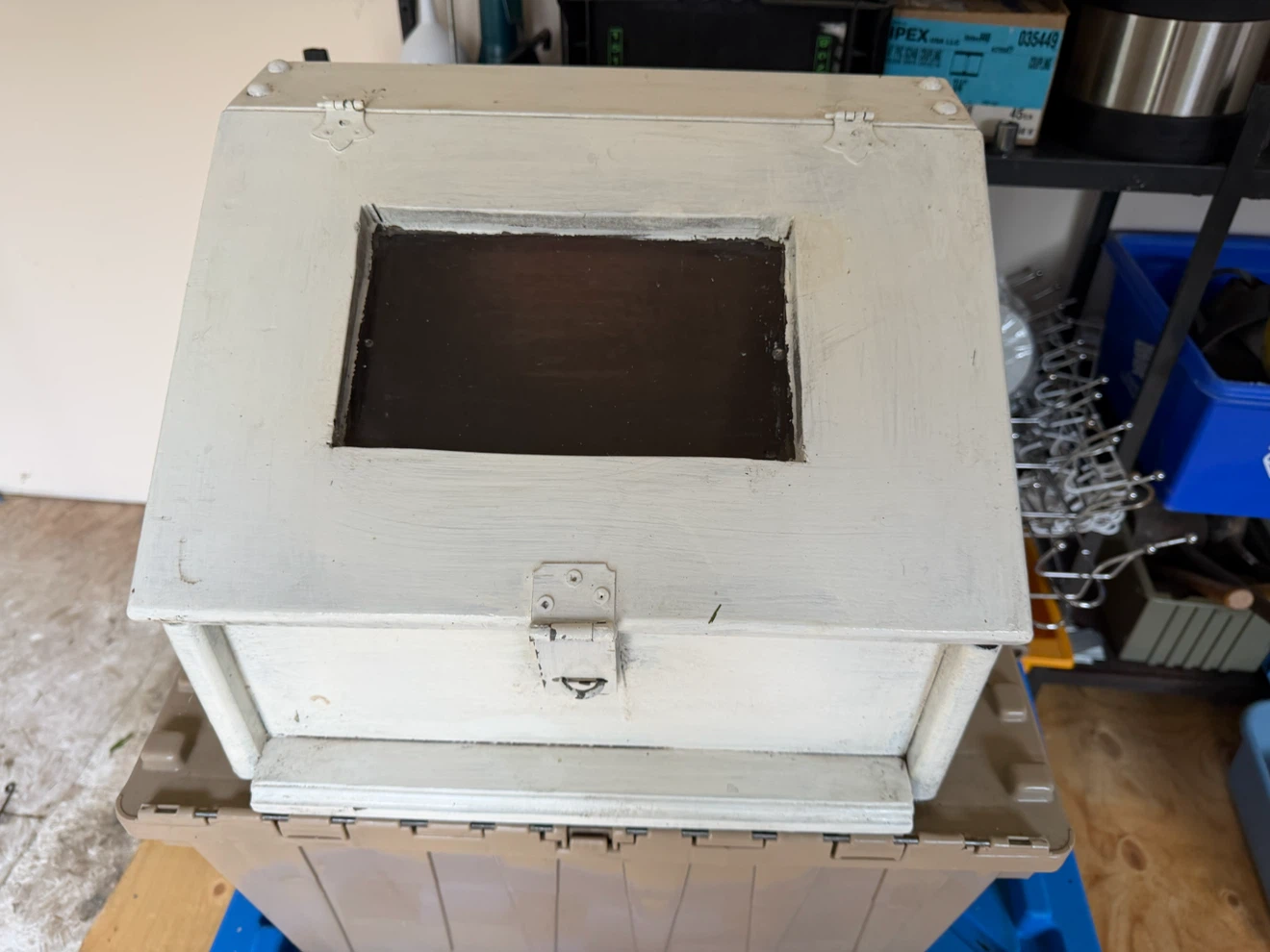 Wooden Worm Composter Bin