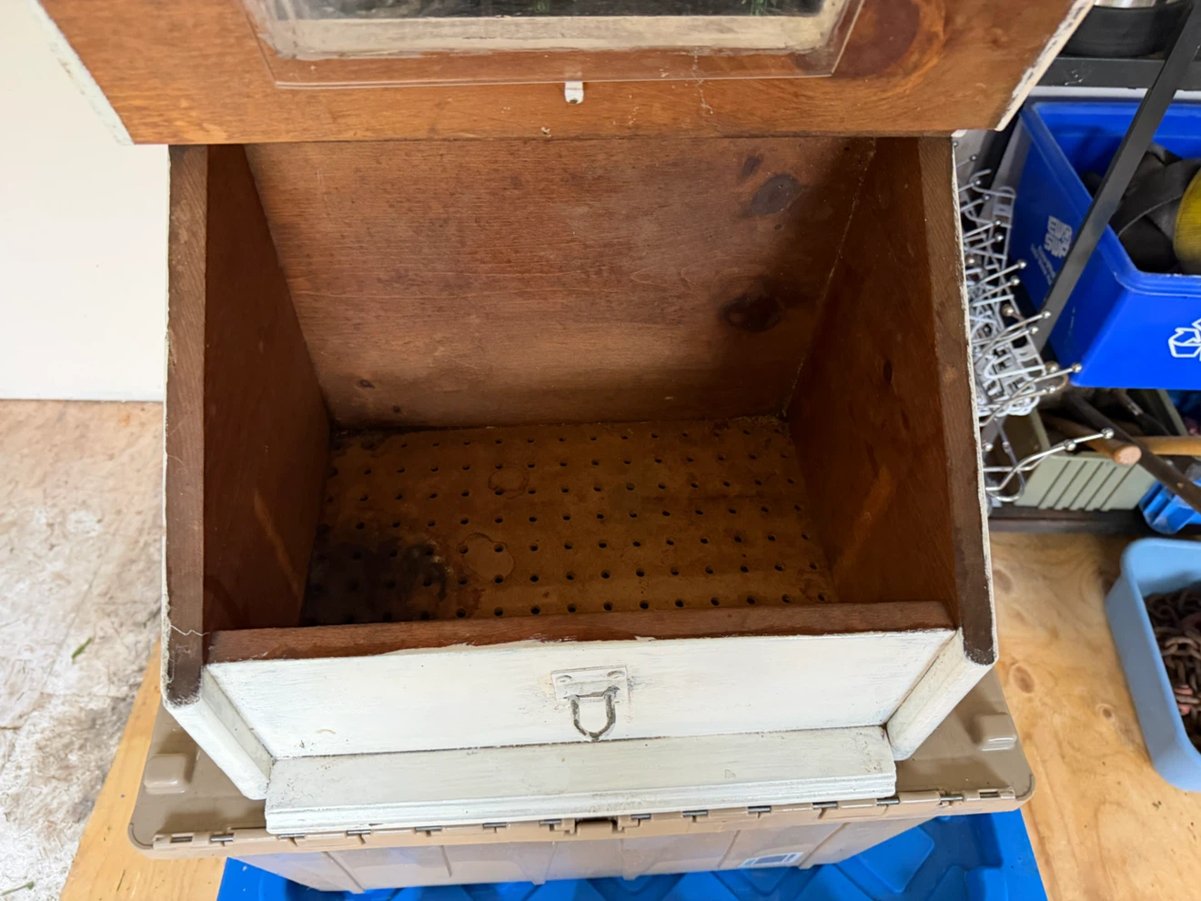 Wooden Worm Composter Bin - photo 3