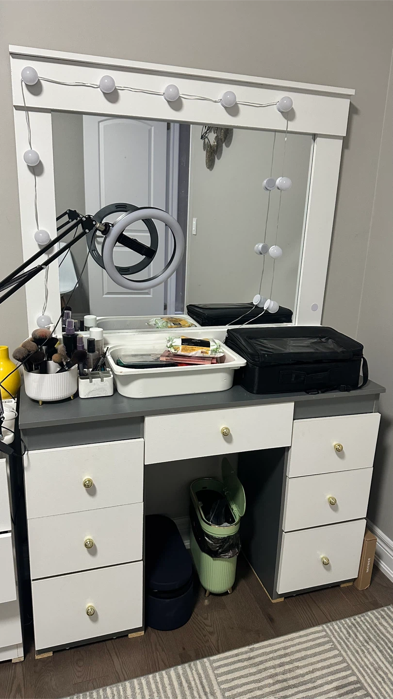 Vanity Desk with Lights - photo 2