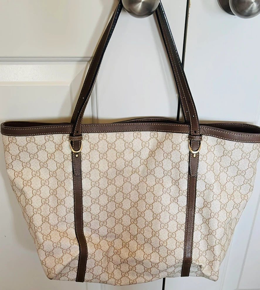 Gucci GG Supreme Canvas Tote Bag - photo 3