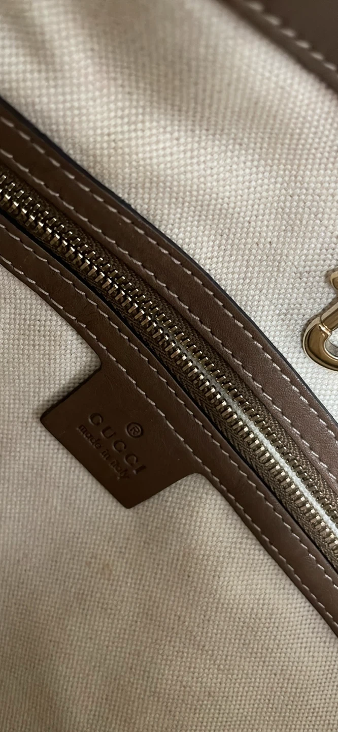 Gucci GG Supreme Canvas Tote Bag - photo 4