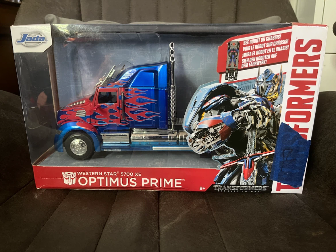 Transformers Optimus Prime Western Star 5700 XE Die-Cast Truck