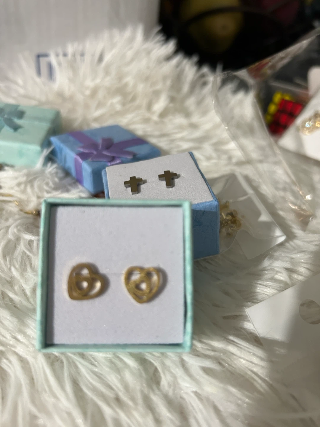 2 Pairs of Earrings - Cross and Heart Designs - photo 3