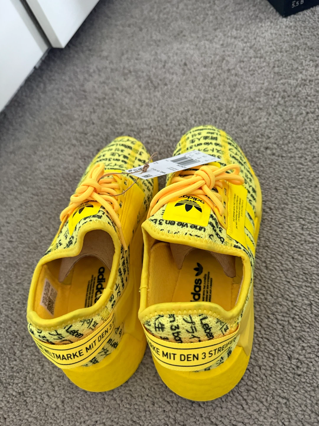 Adidas NMD_R1 V2 Shoes - photo 2