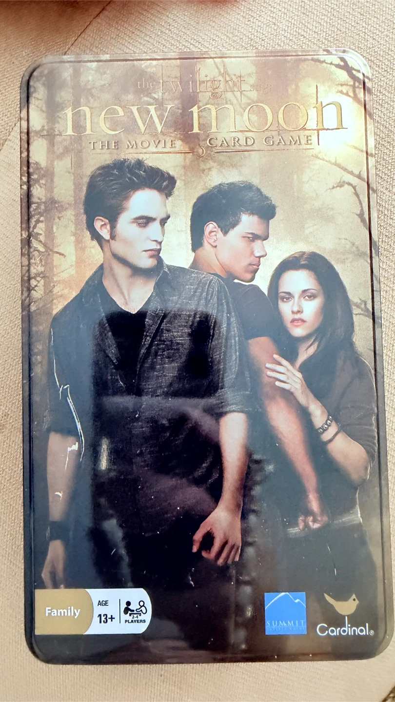 The Twilight Saga:”New Moon”Card Game