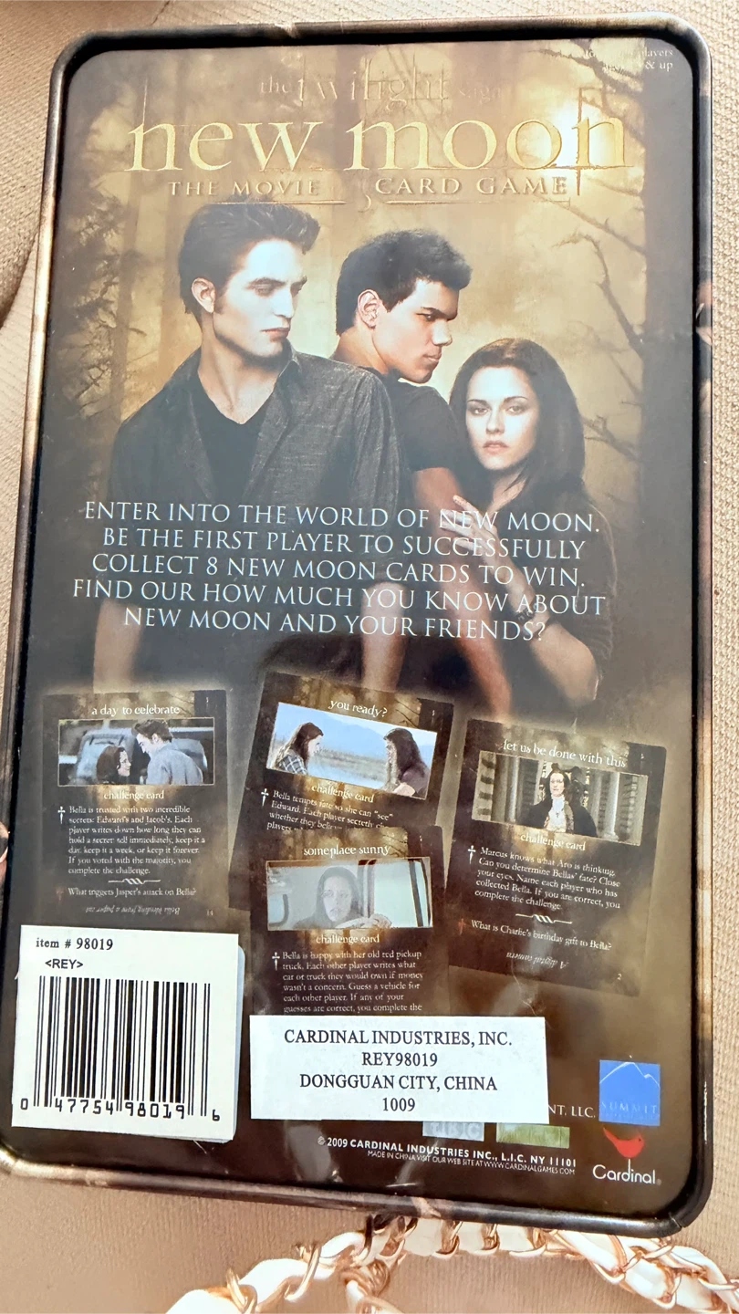 The Twilight Saga:”New Moon”Card Game - photo 2