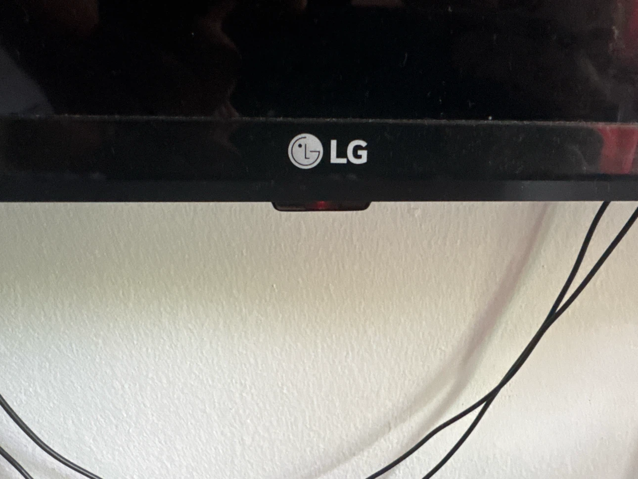 LG Television 55" - photo 2