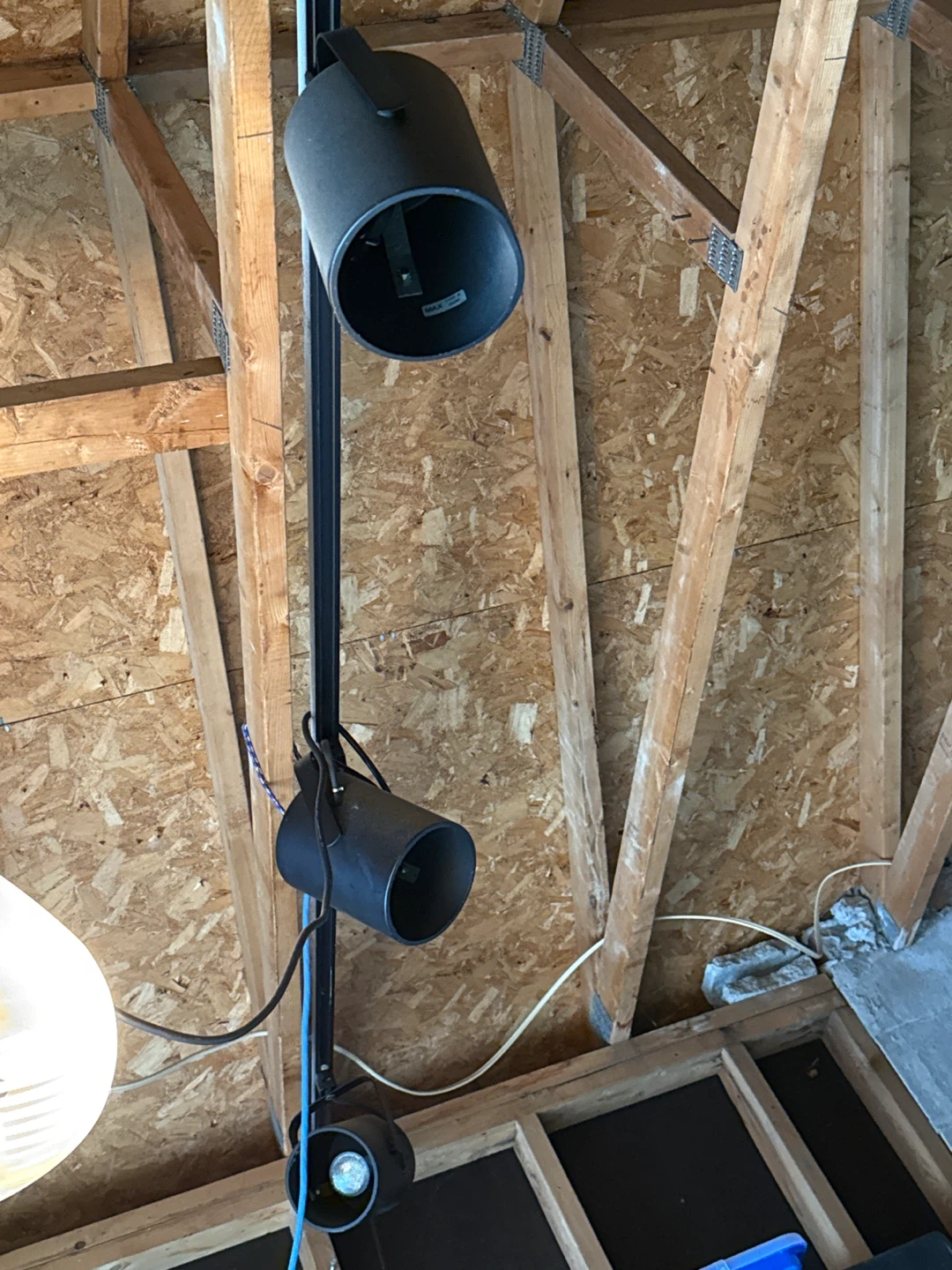 Commercial track lighting